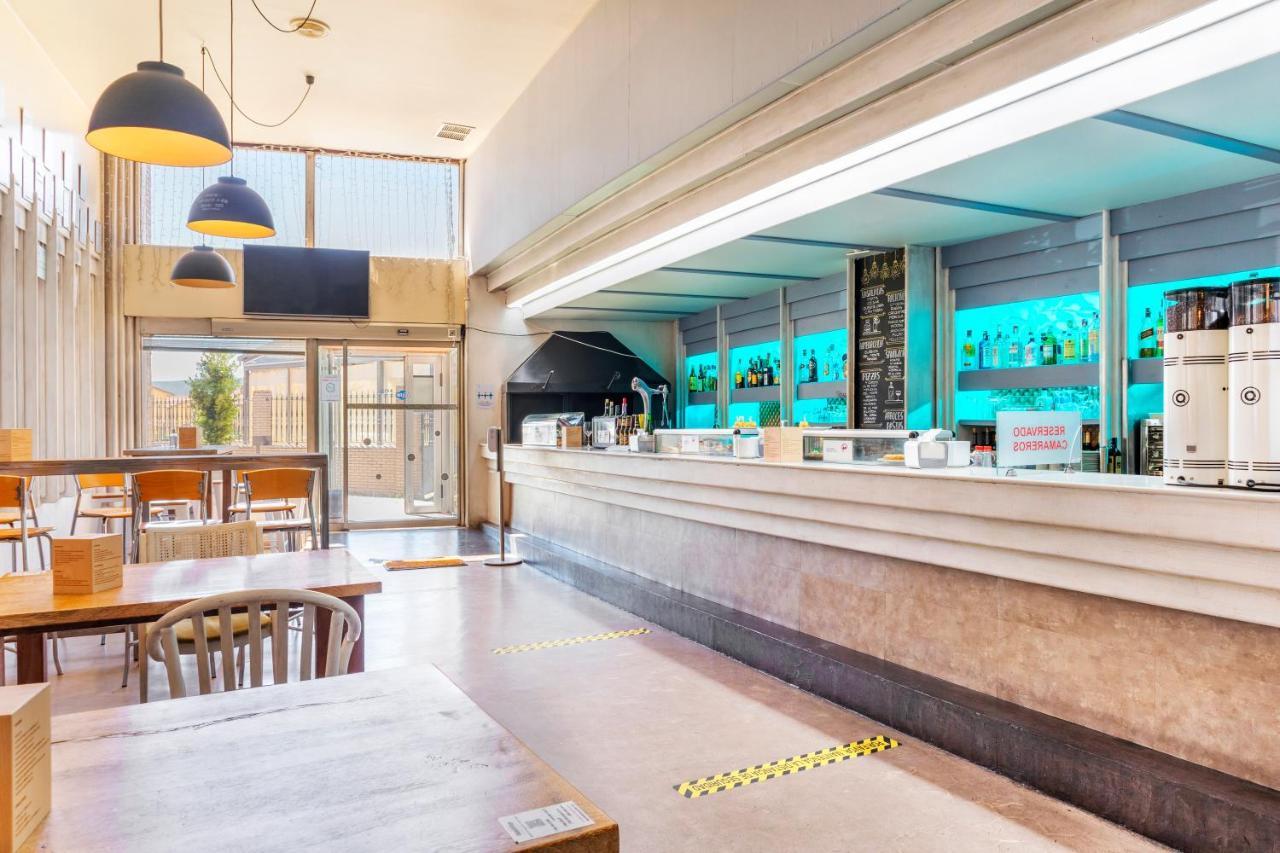 Hotel Vejo Reinosa Extérieur photo