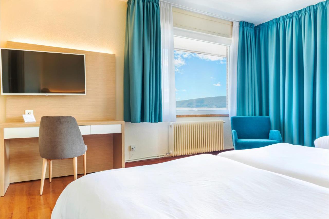 Hotel Vejo Reinosa Extérieur photo