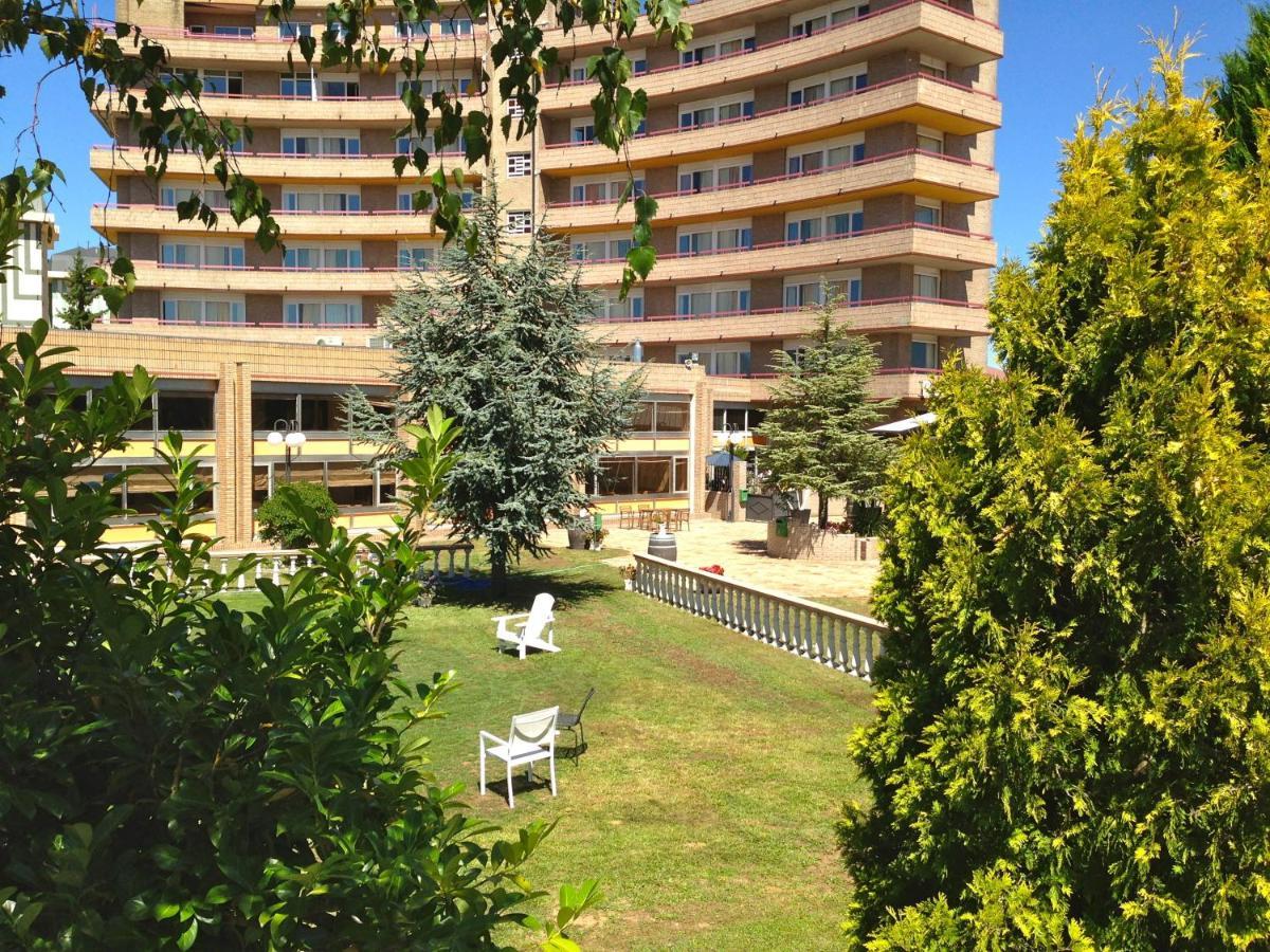 Hotel Vejo Reinosa Extérieur photo