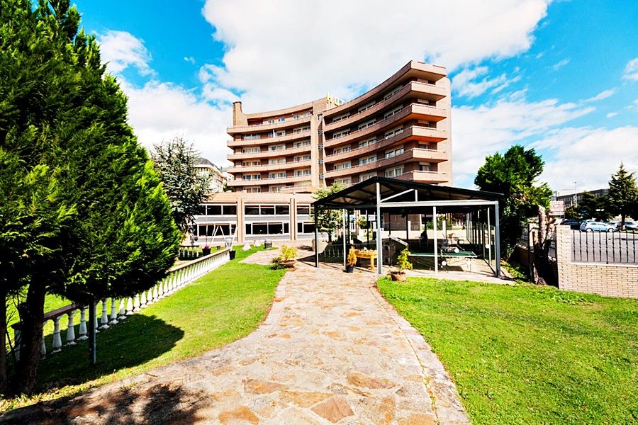 Hotel Vejo Reinosa Extérieur photo